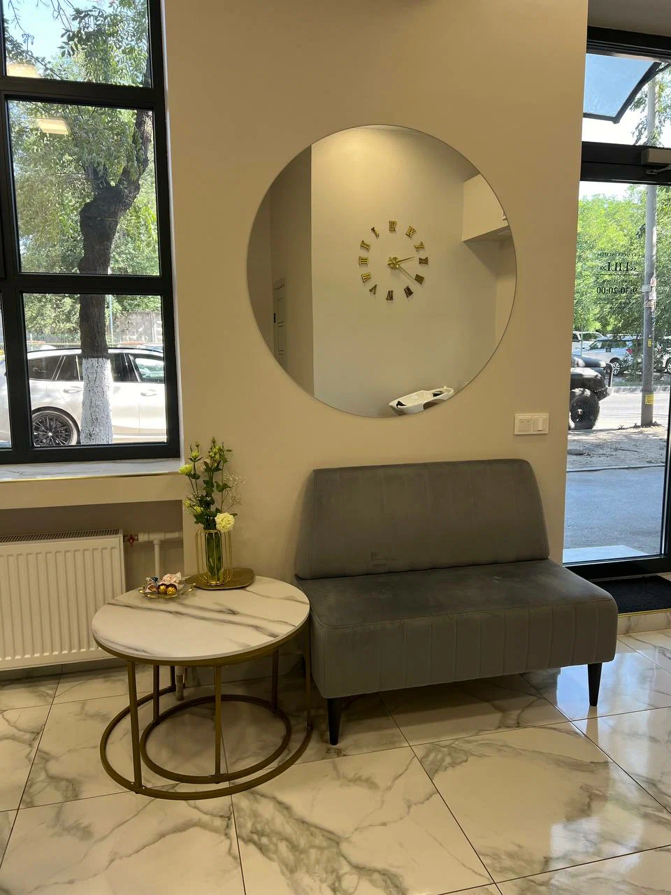 Интерьер салона LiLi 2