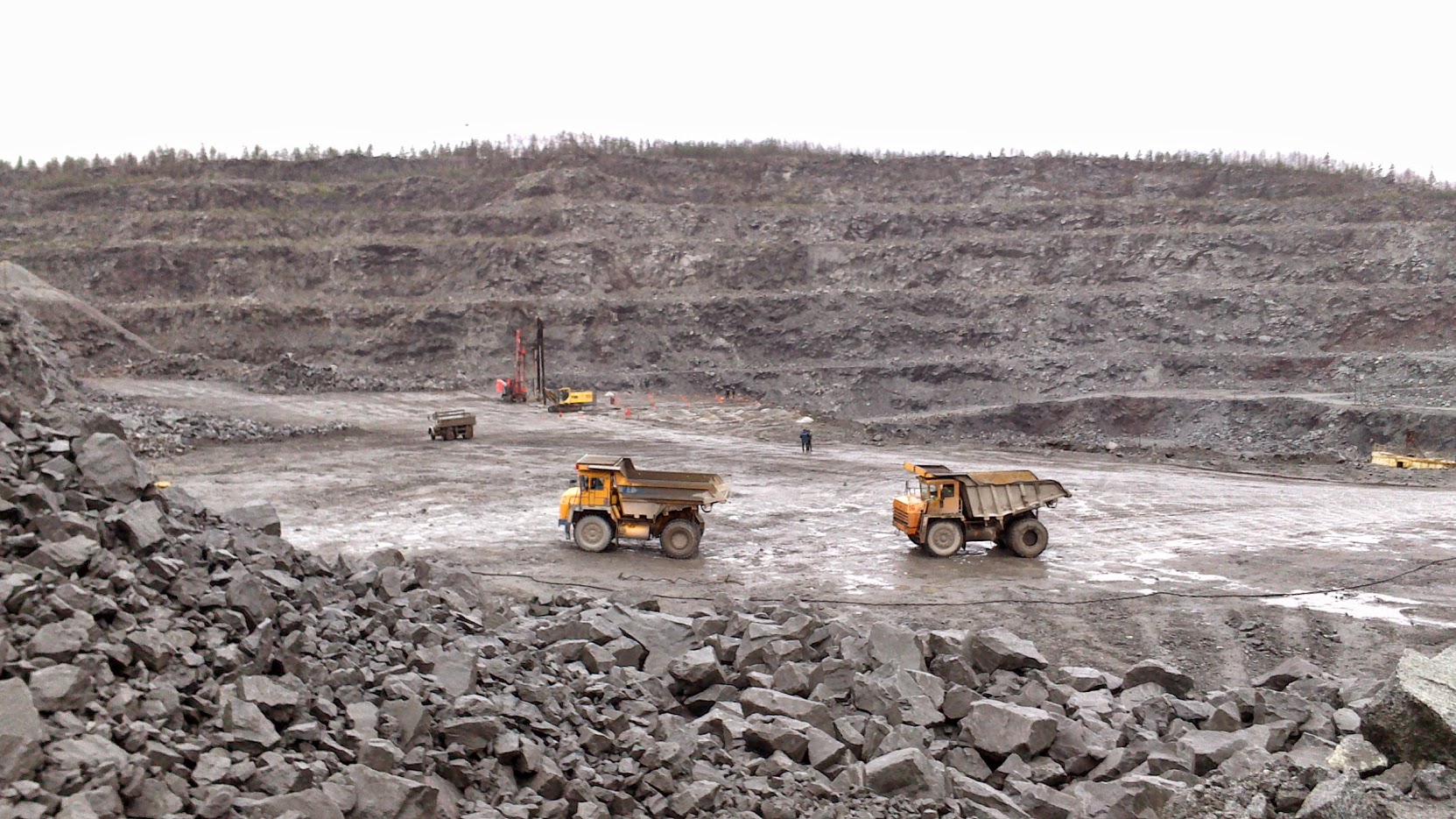 О компании НашЩебень